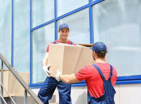 Organized office move preparation in Lissongrove